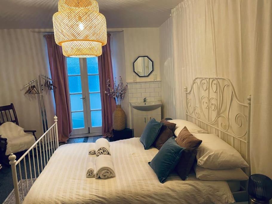 Seafront Basement Family Flat