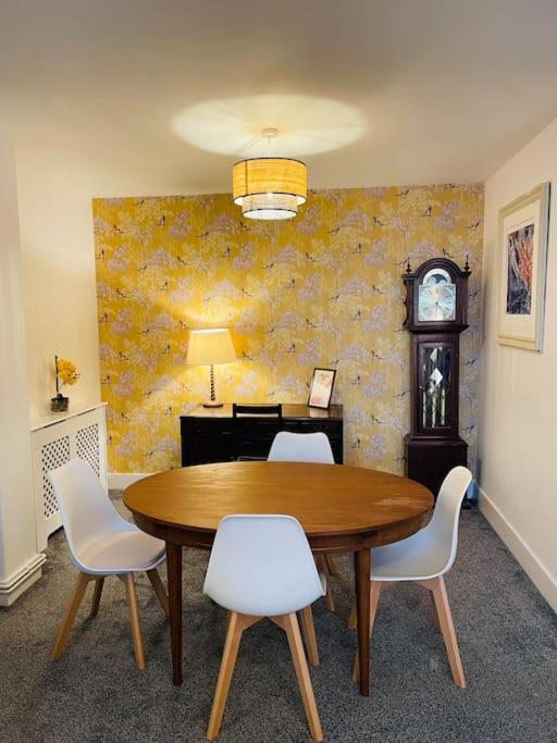 Seafront Basement Family Flat