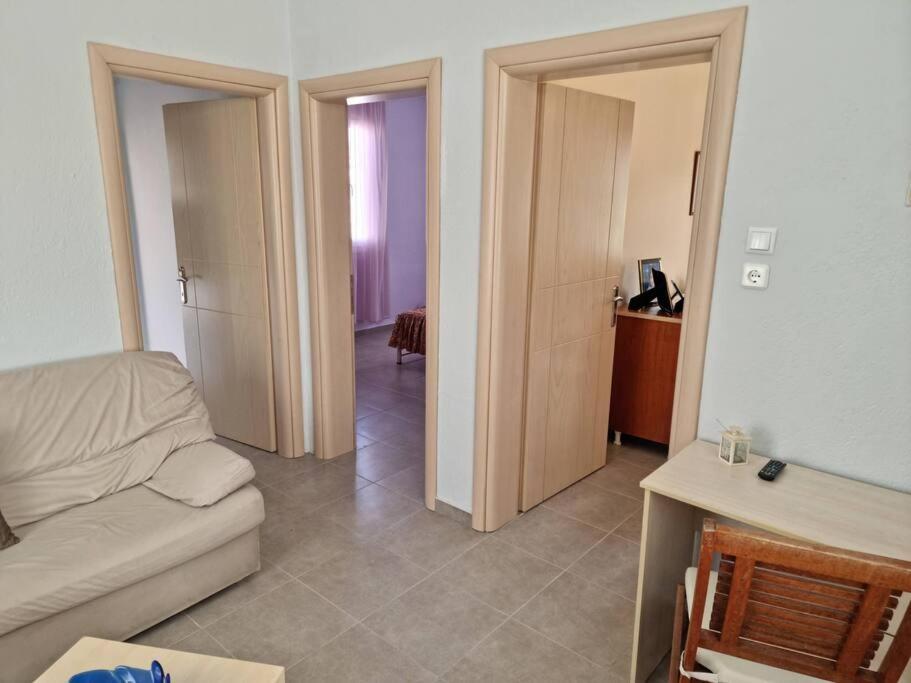 Giannis country house