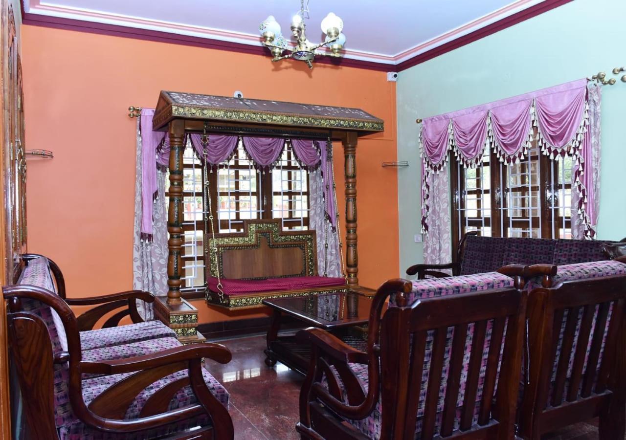 Kaveri Homestay