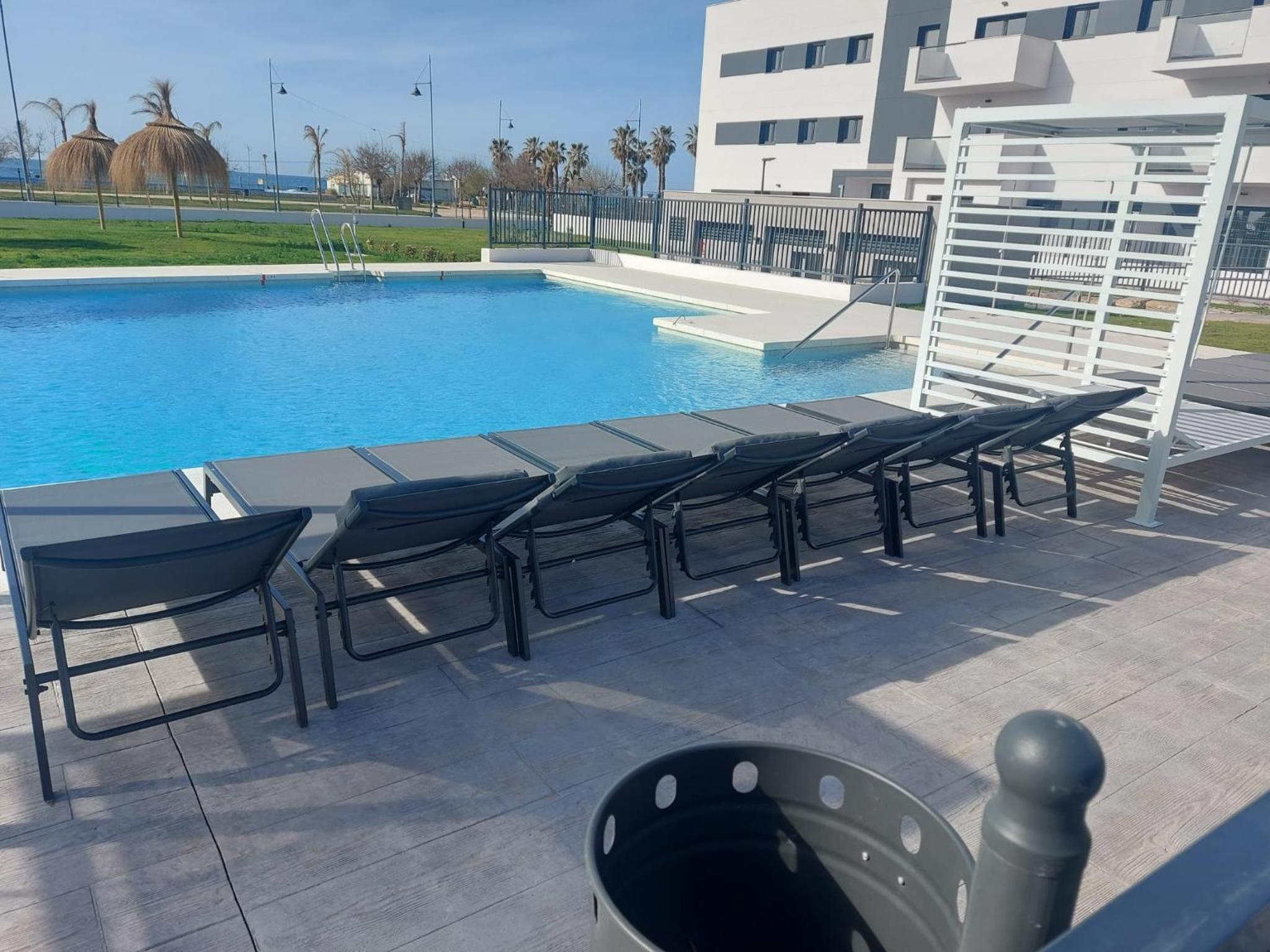 APARTAMENTO en VALLE-NIZA, ALMAYATE, BENAJARAFE, TORRE DEL MAR a 50 METROS de LA PLAYA