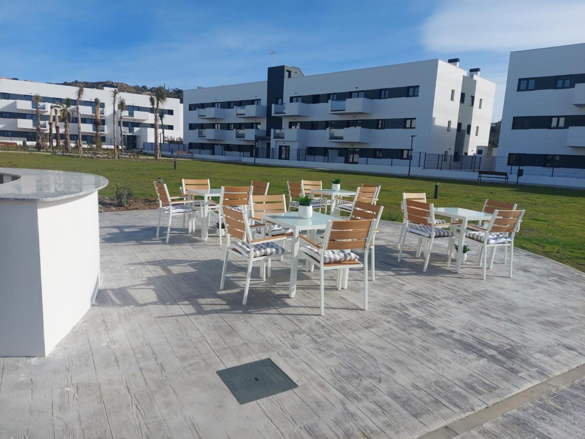 APARTAMENTO en VALLE-NIZA, ALMAYATE, BENAJARAFE, TORRE DEL MAR a 50 METROS de LA PLAYA