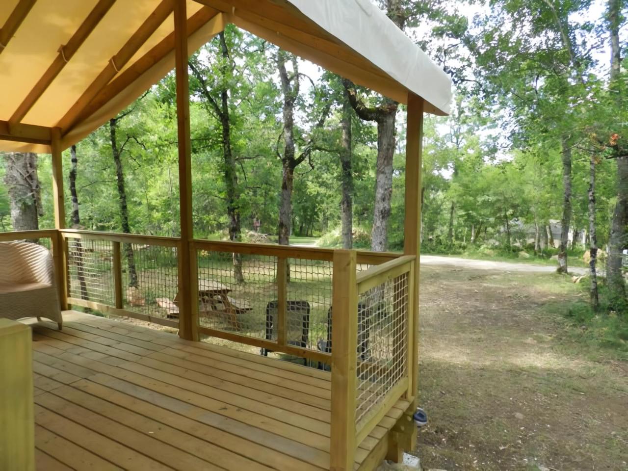 Lodges du Bois Dodo - ancien Camping de Bois Redon view 4