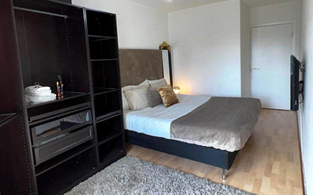 Private Room in Apartment view 2