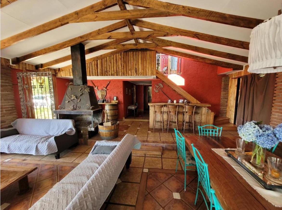 Hostal Macal