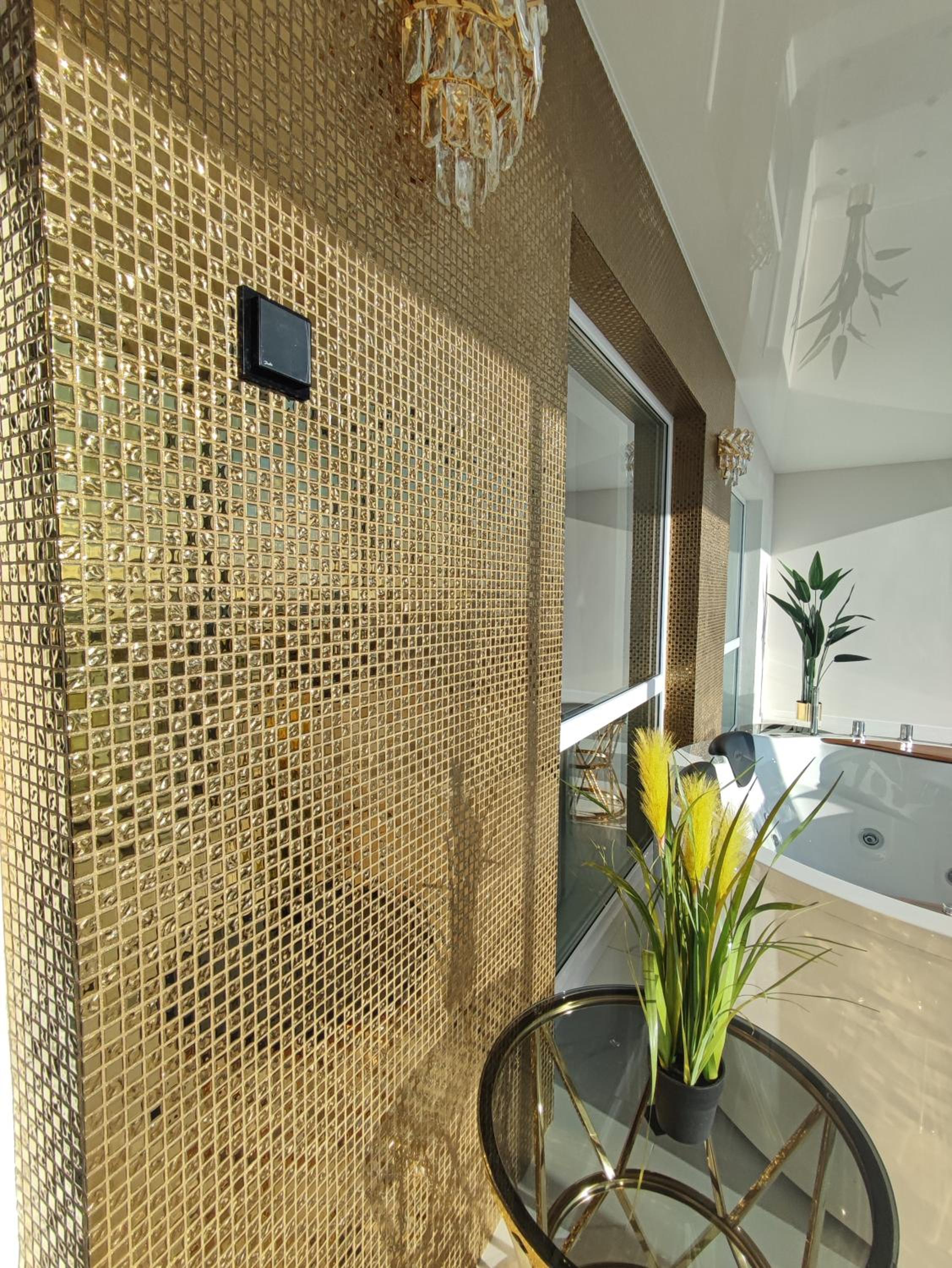 Premium Sky Jacuzzi Apartment