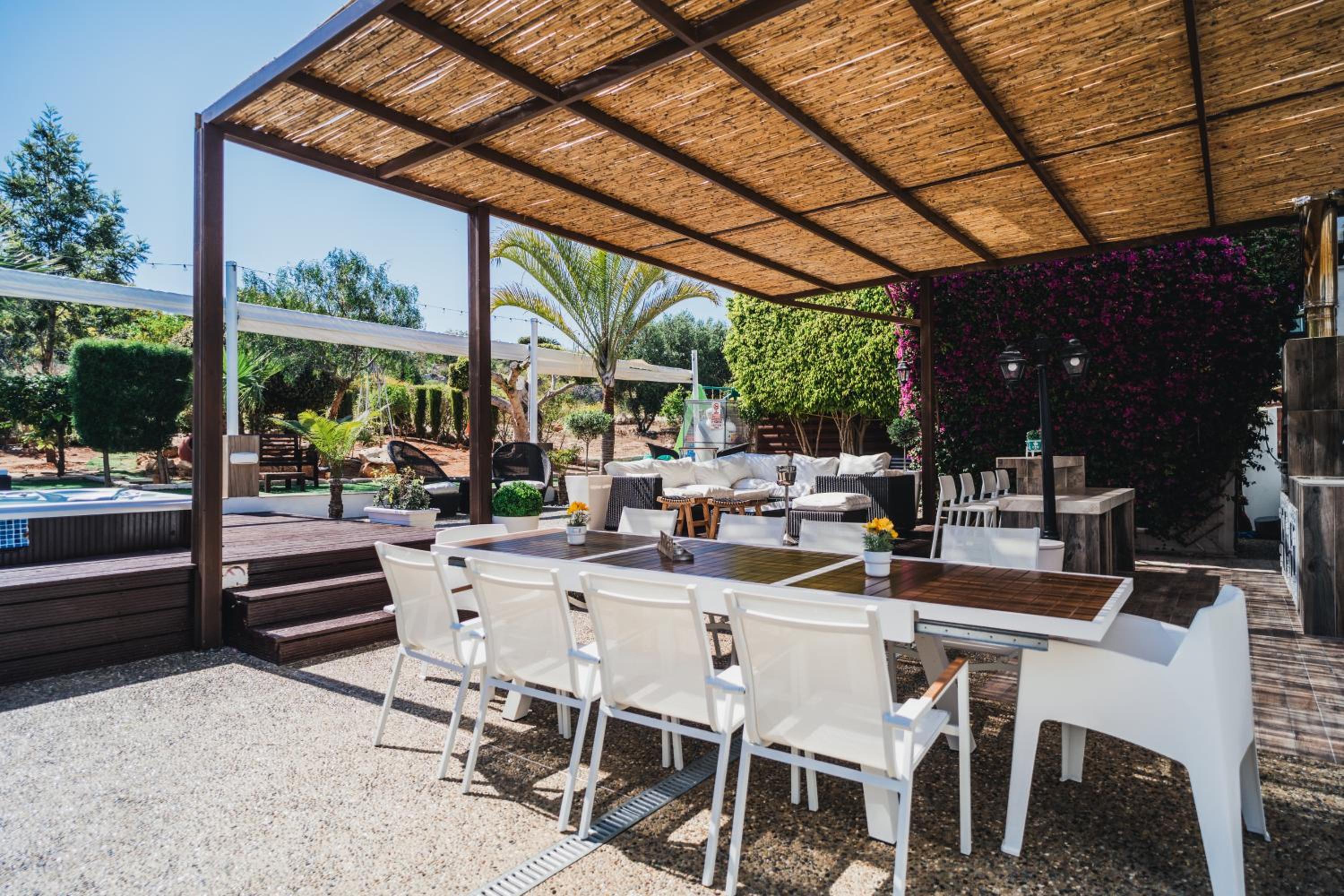 Photo 31