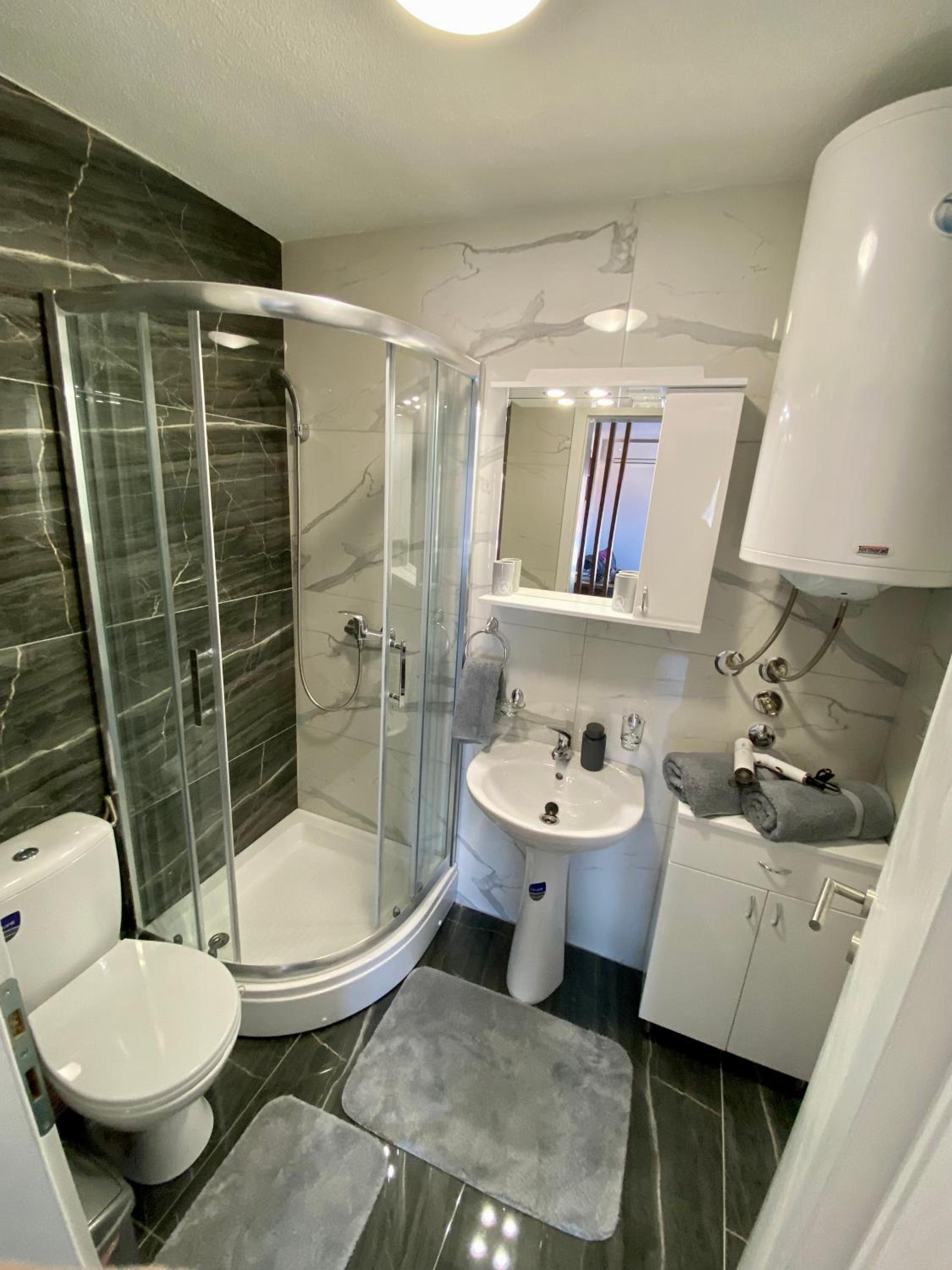 APARTMAN TAMARA LUX view 3