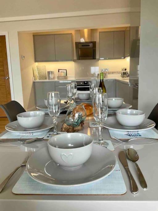 Sandpearl Beachfront Apartment