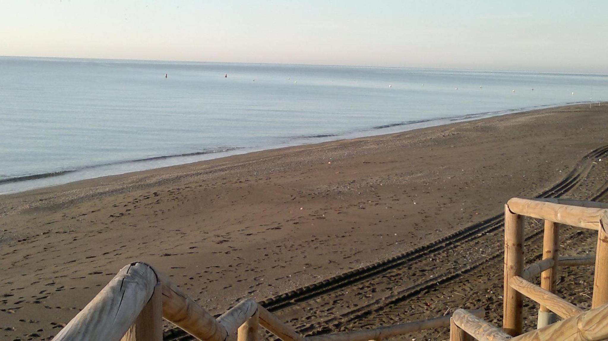 APARTAMENTO en VALLE-NIZA, ALMAYATE, BENAJARAFE, TORRE DEL MAR a 50 METROS de LA PLAYA
