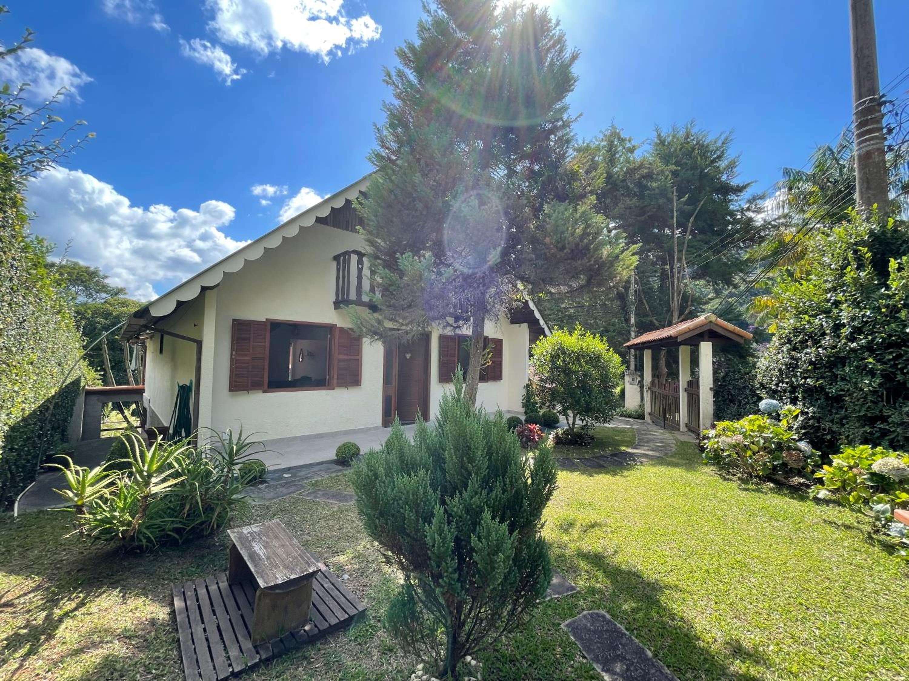Confortável Chalet na Serra proximo ao Centro