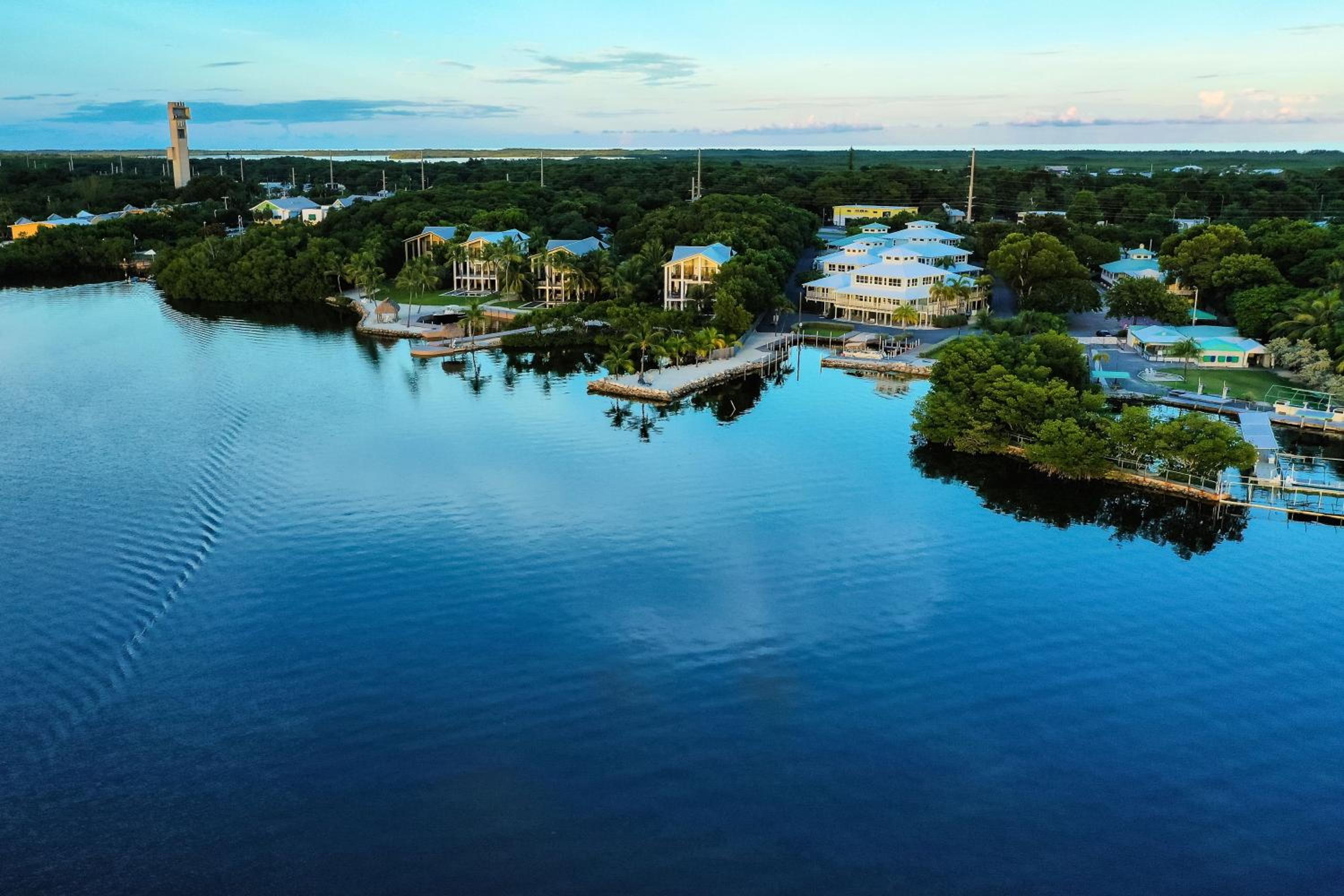 Dolphin Point Villas