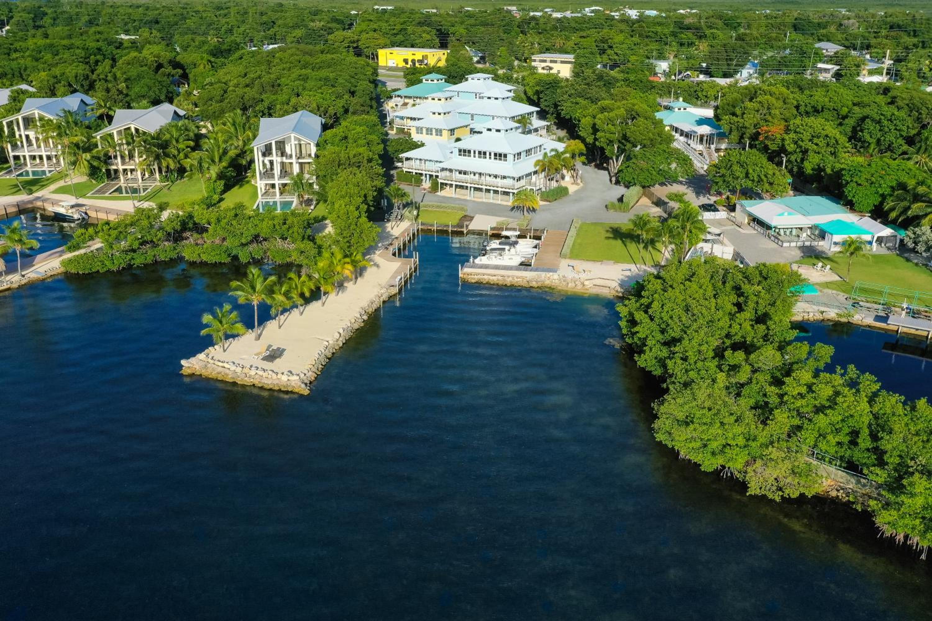 Dolphin Point Villas