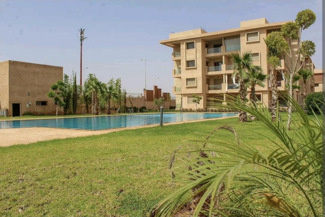 COSY APPART avec 2 piscines, 2 CH, 2 SDB Marrakech view 2