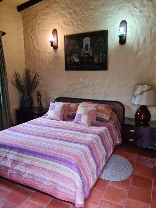 ANAPOIMA Villa Capri
