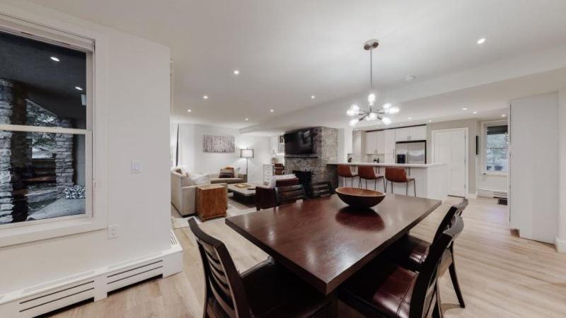 Ski In, Ski Out, 2 Bedroom Luxury Residence With Hot Tub Access And Expansive Views view 5