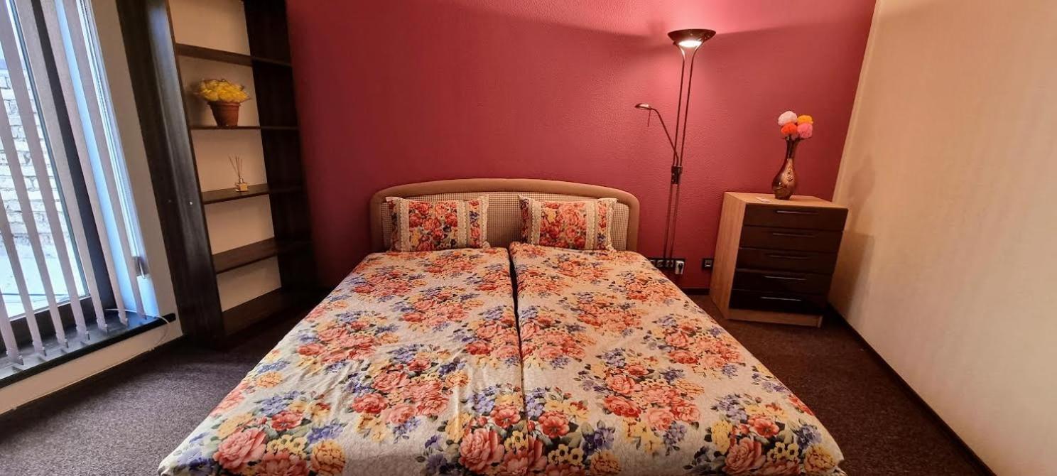 CD APARTMENTS 3 bedrooms large 120m view 3