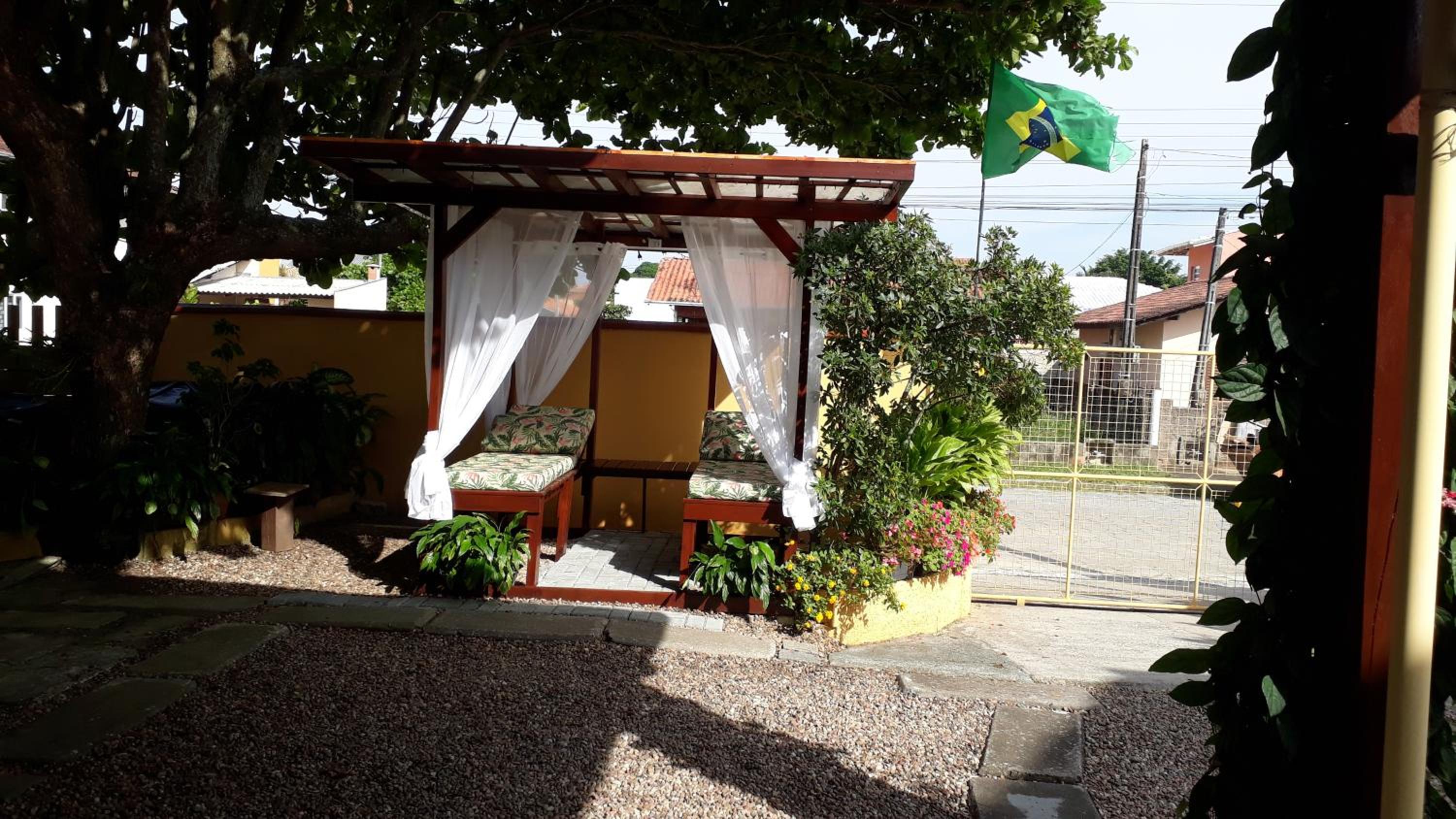 Kitinet Container próximo Praia e Beto Carrero
