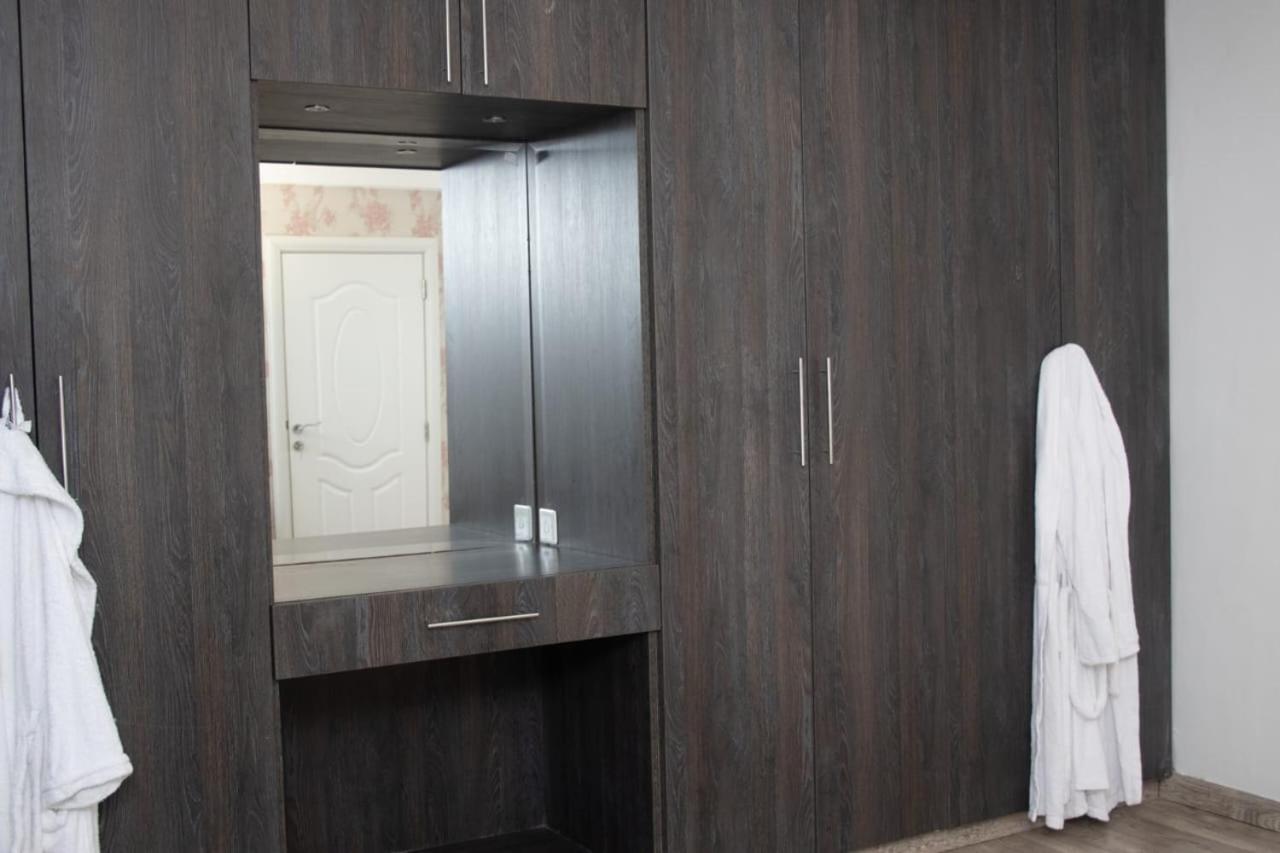 4 luxurious all ensuite & serviced apartments Westlands view 5