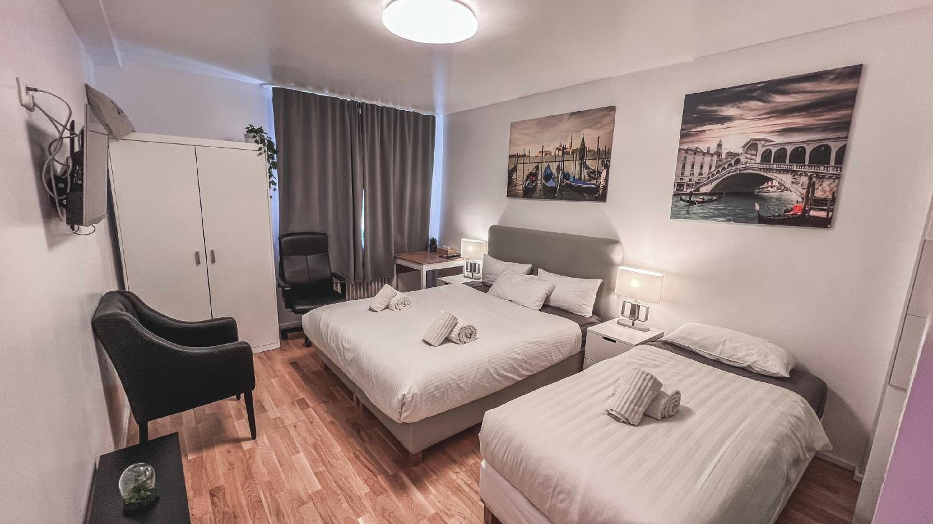hotel room