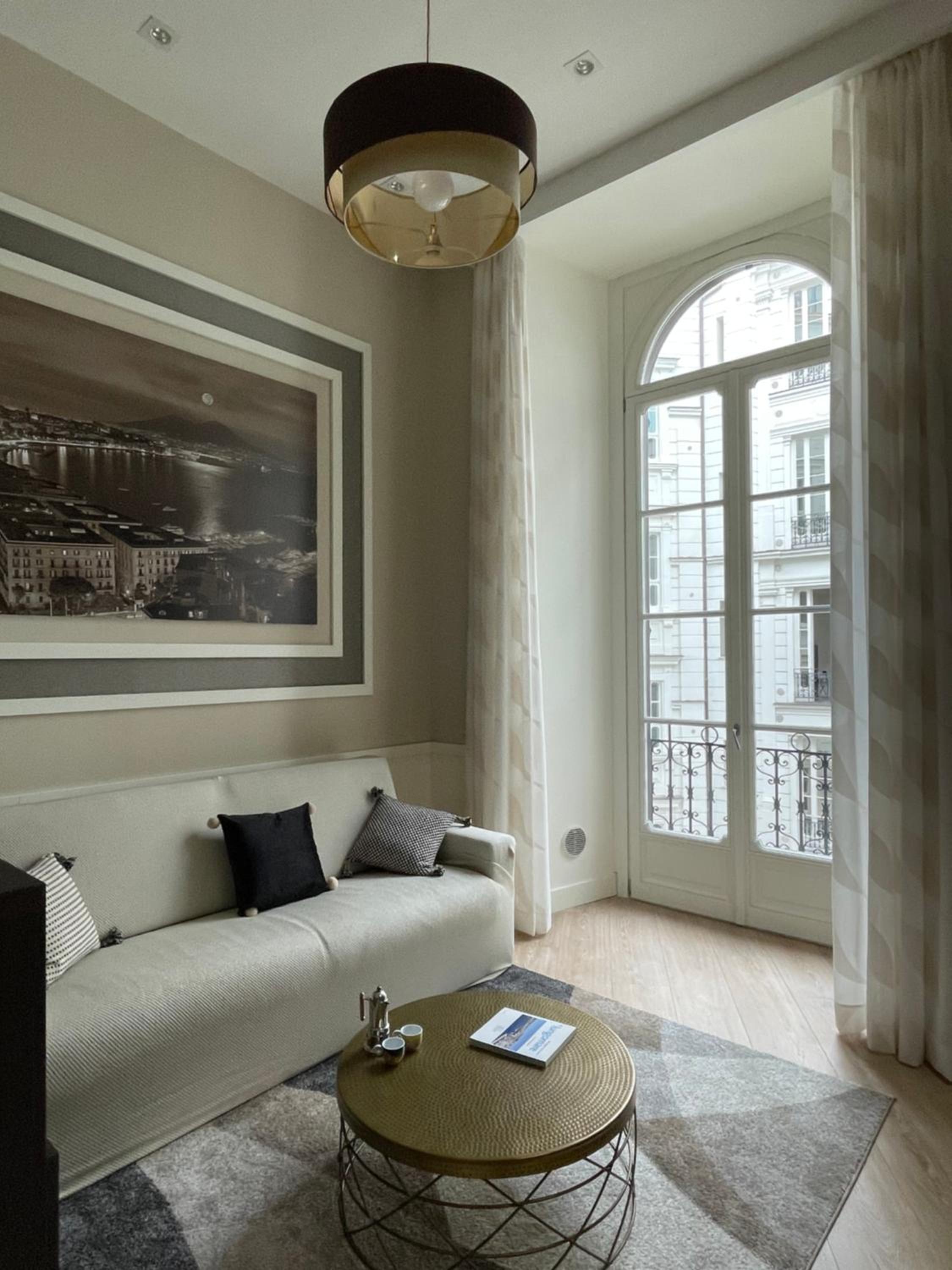 Napoli Mariana Luxury