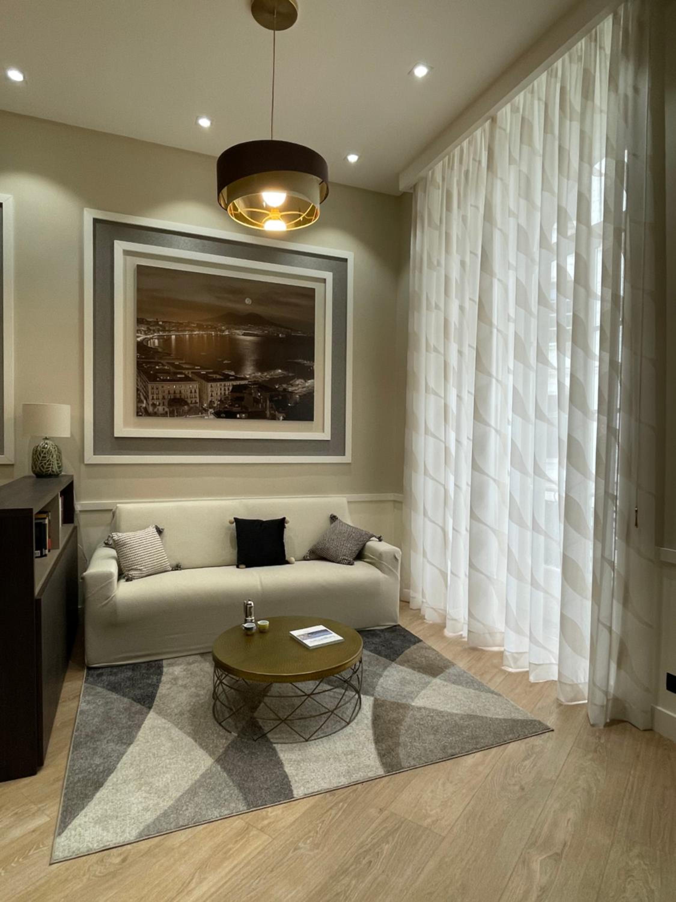 Napoli Mariana Luxury
