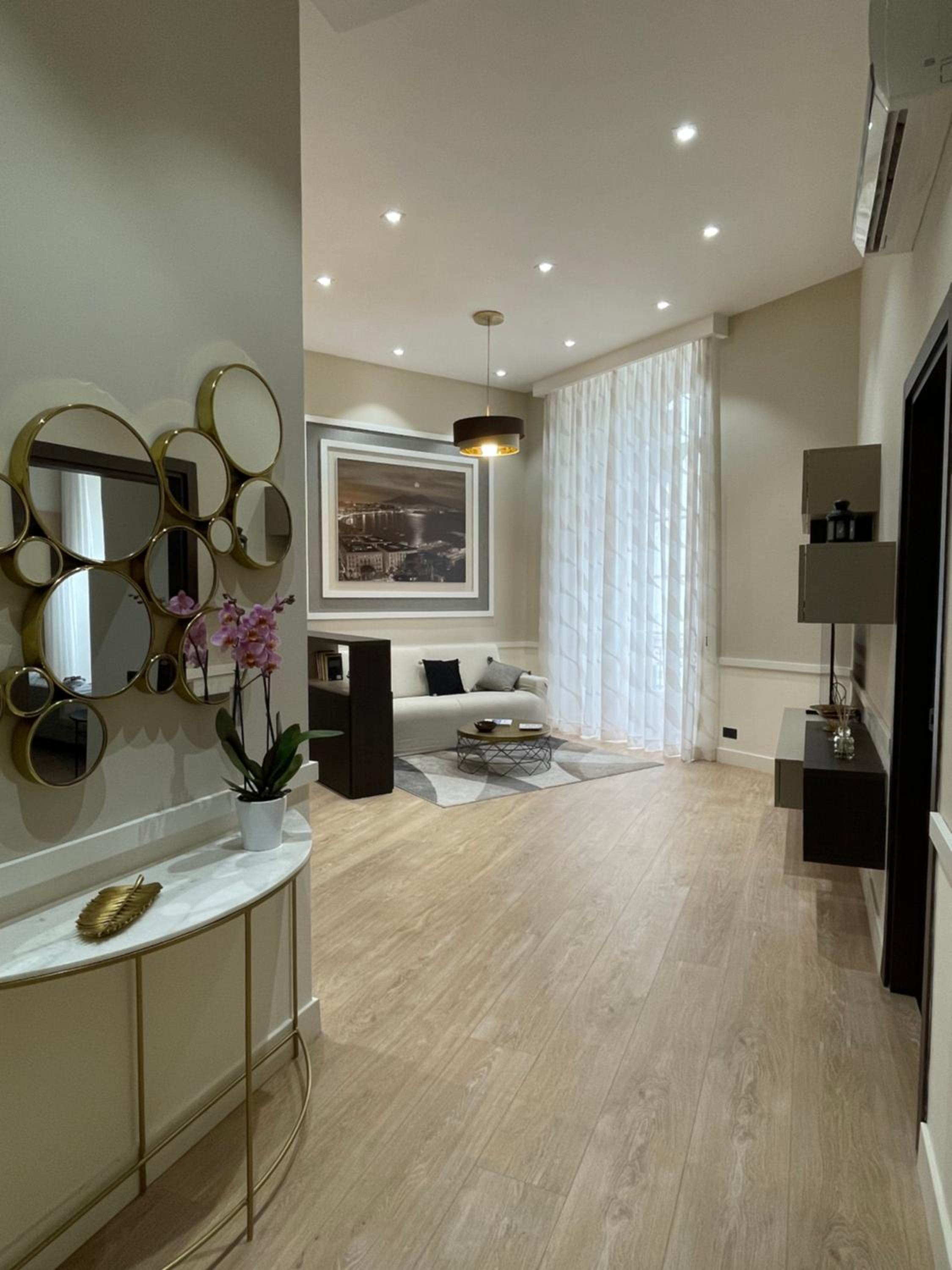 Napoli Mariana Luxury