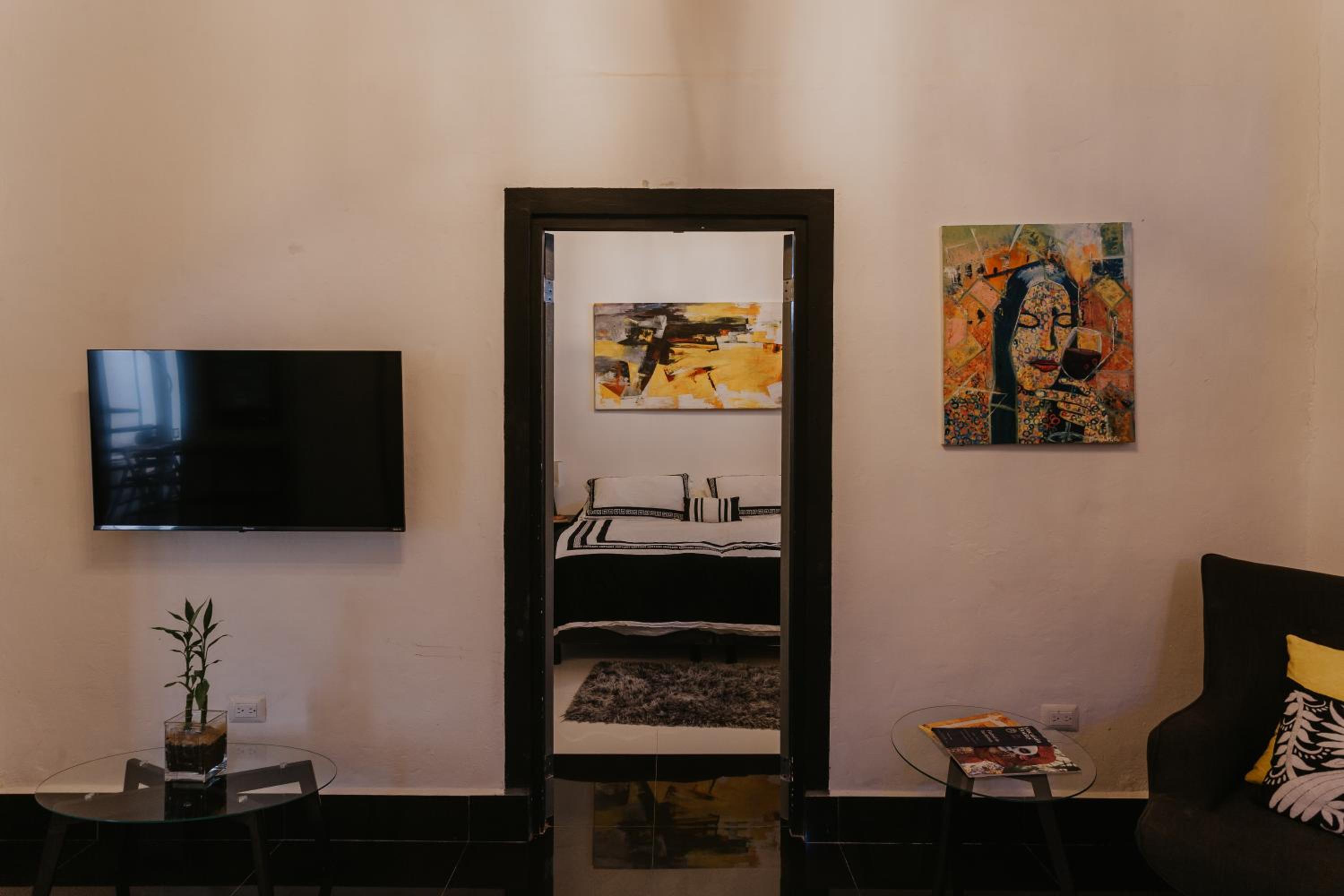 Casa Lenteja view 3