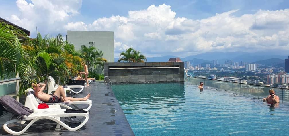 Regalia Suites KLCC View Rooftop Infinity Pool by SHI