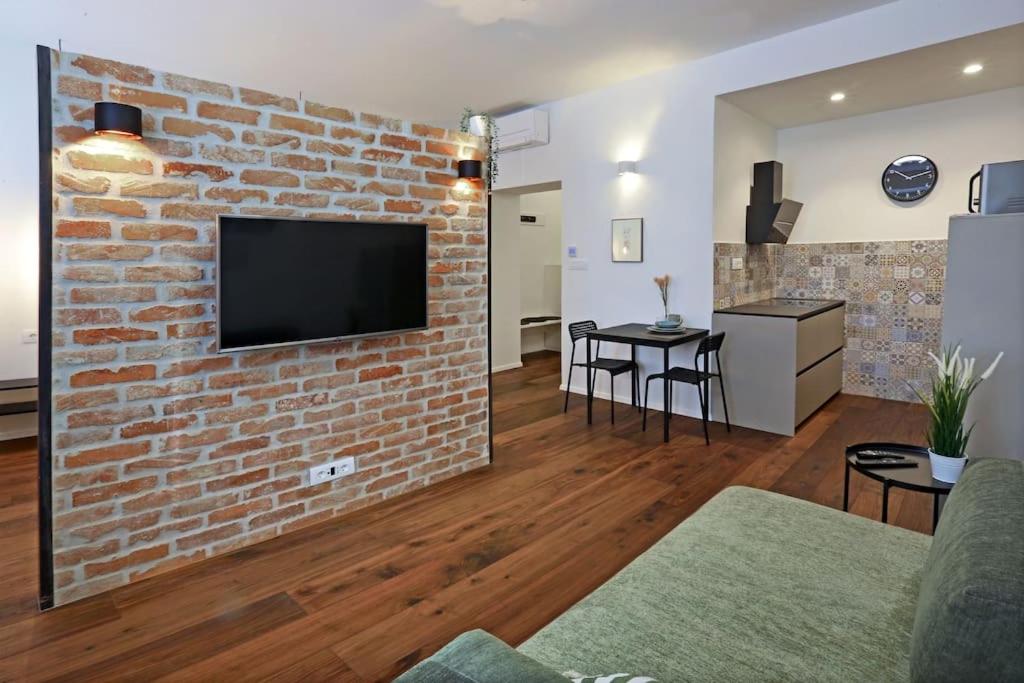 Wally apartment