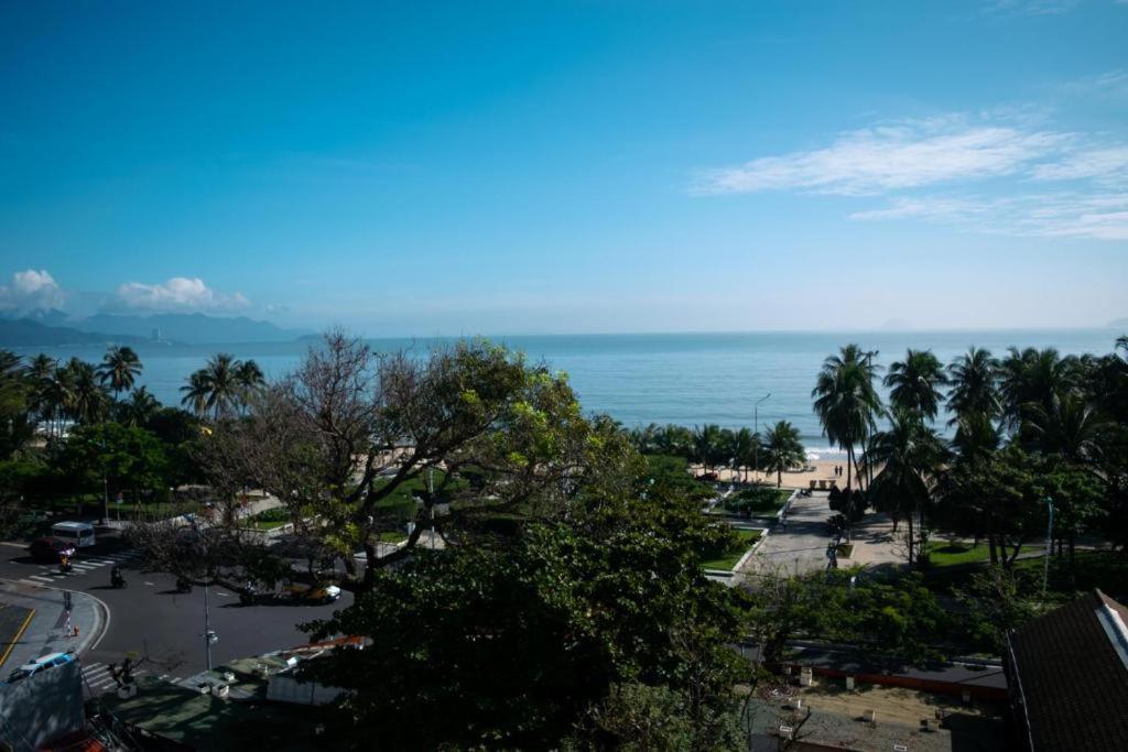 Blue Star Hotel