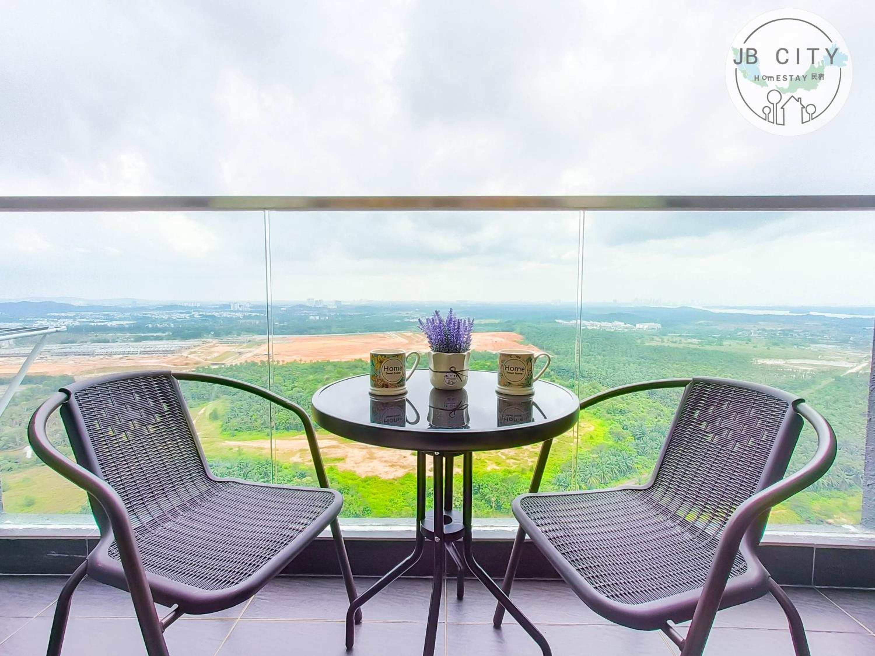 D'Pristine Suites by RR JBcity