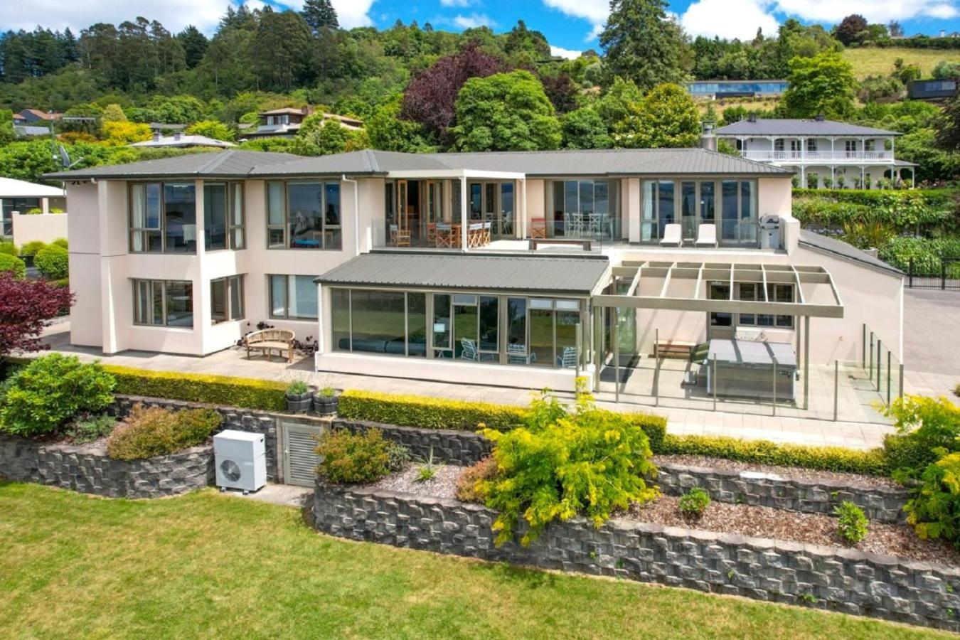 OMAIO - Taupo view 5