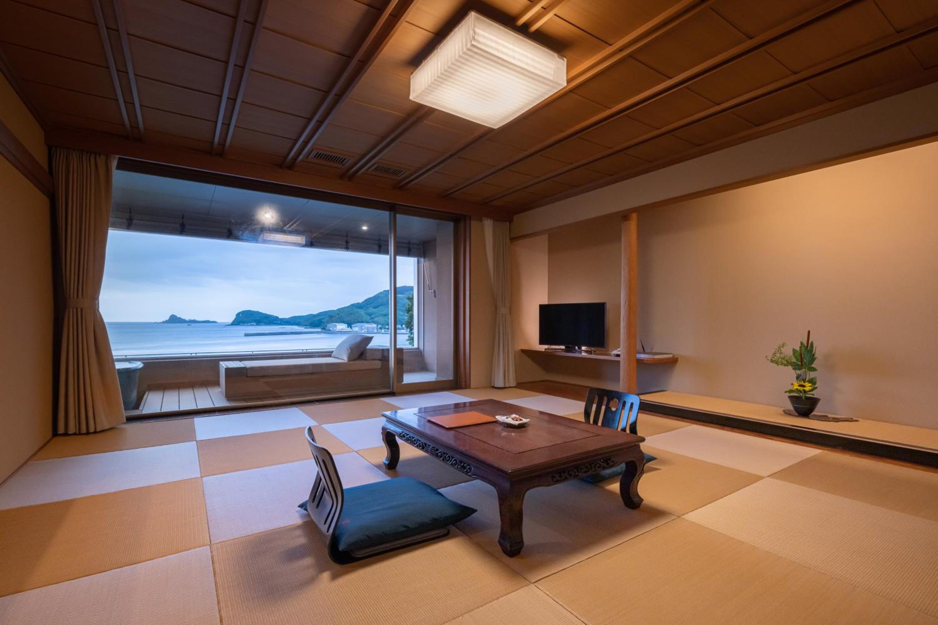 IKI RETREAT by Onko Chishin