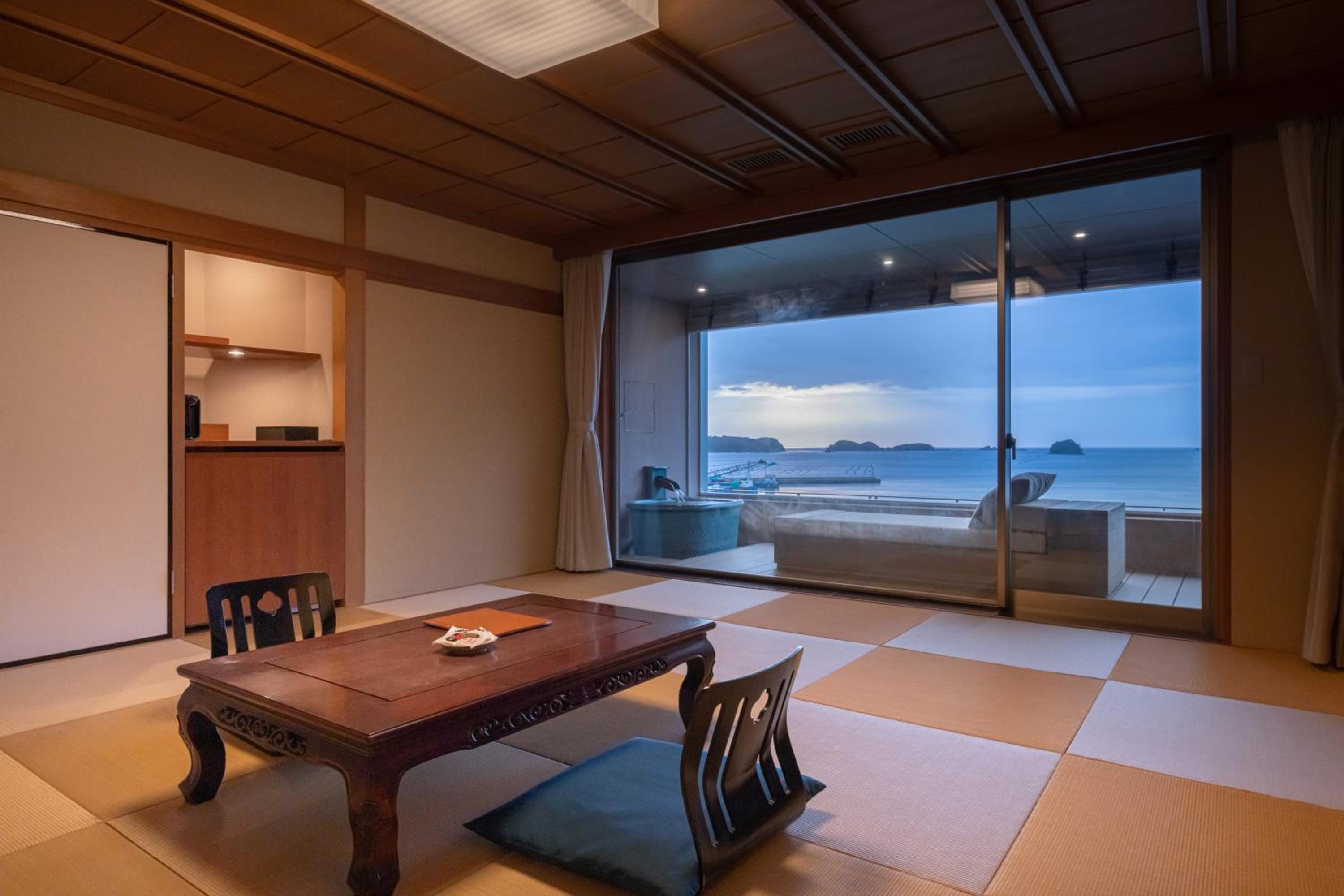 IKI RETREAT by Onko Chishin