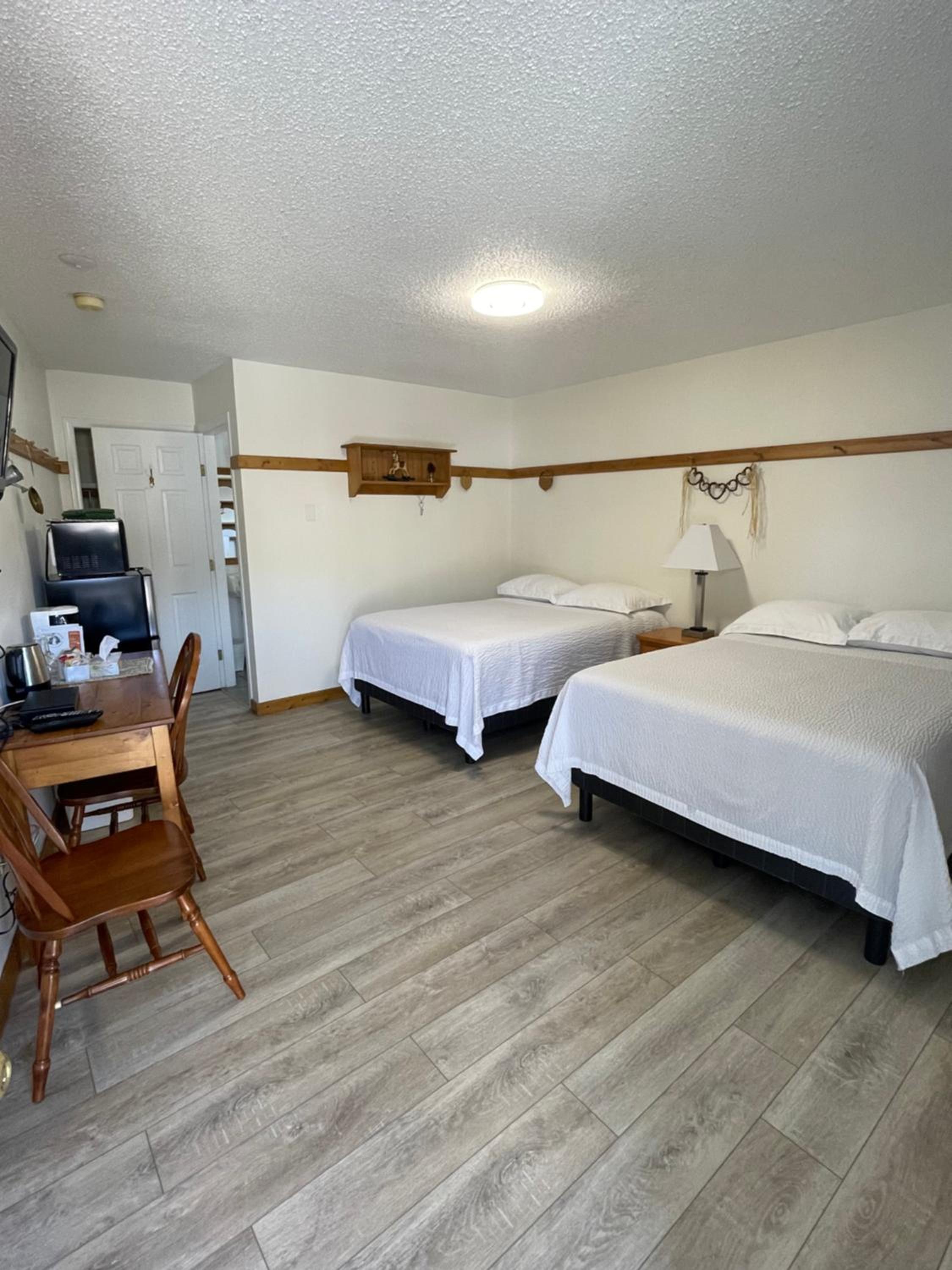 Empire Motel