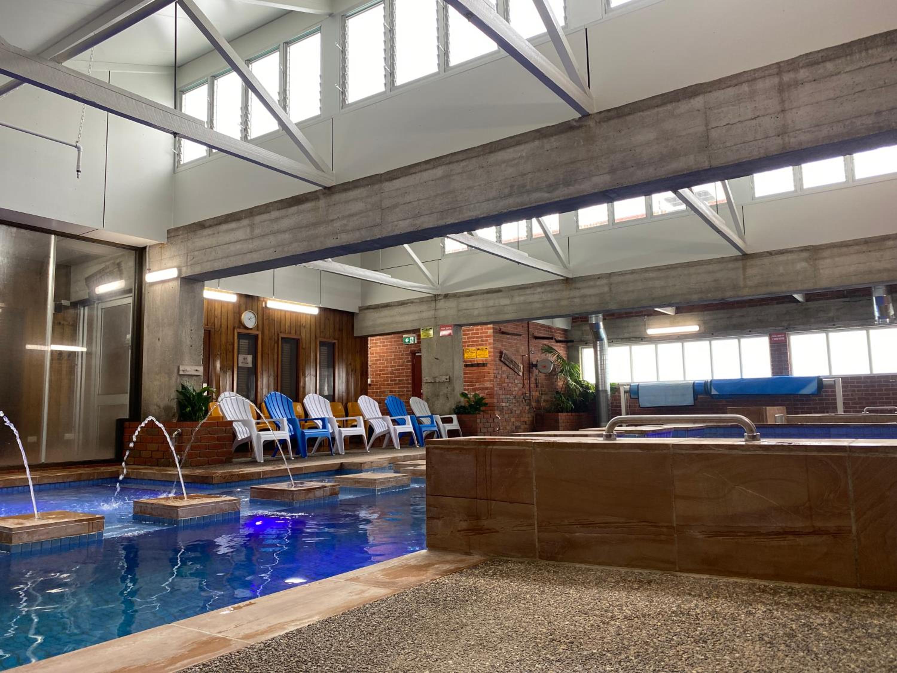 Sovereign Park Motor Inn
