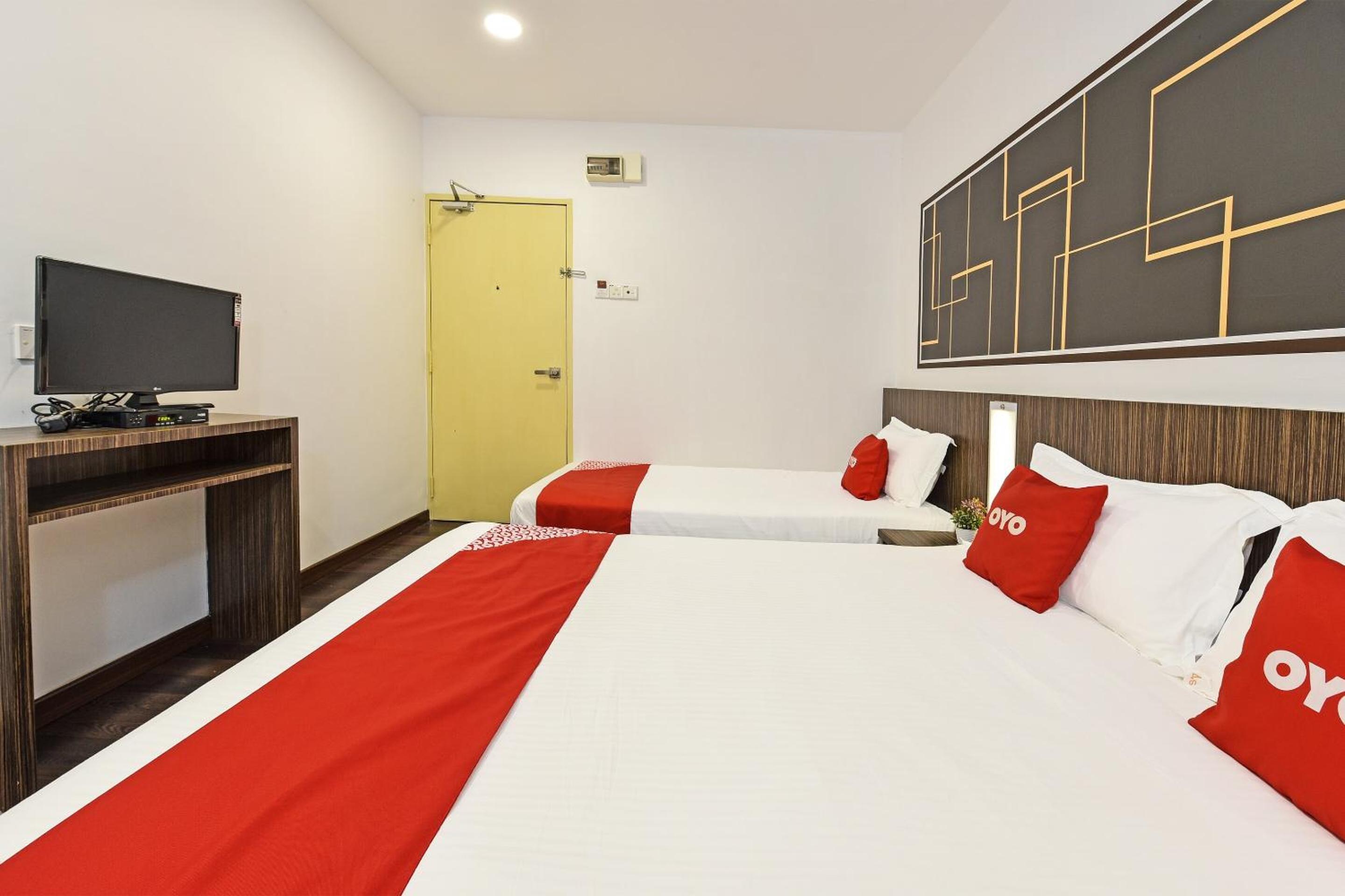 4S Hotel