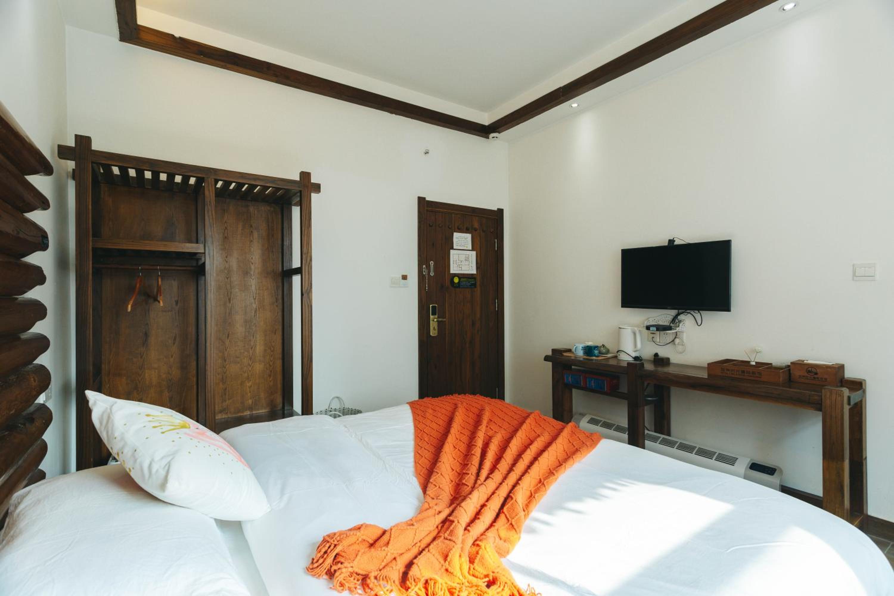 Hotel California Zhangjiajie