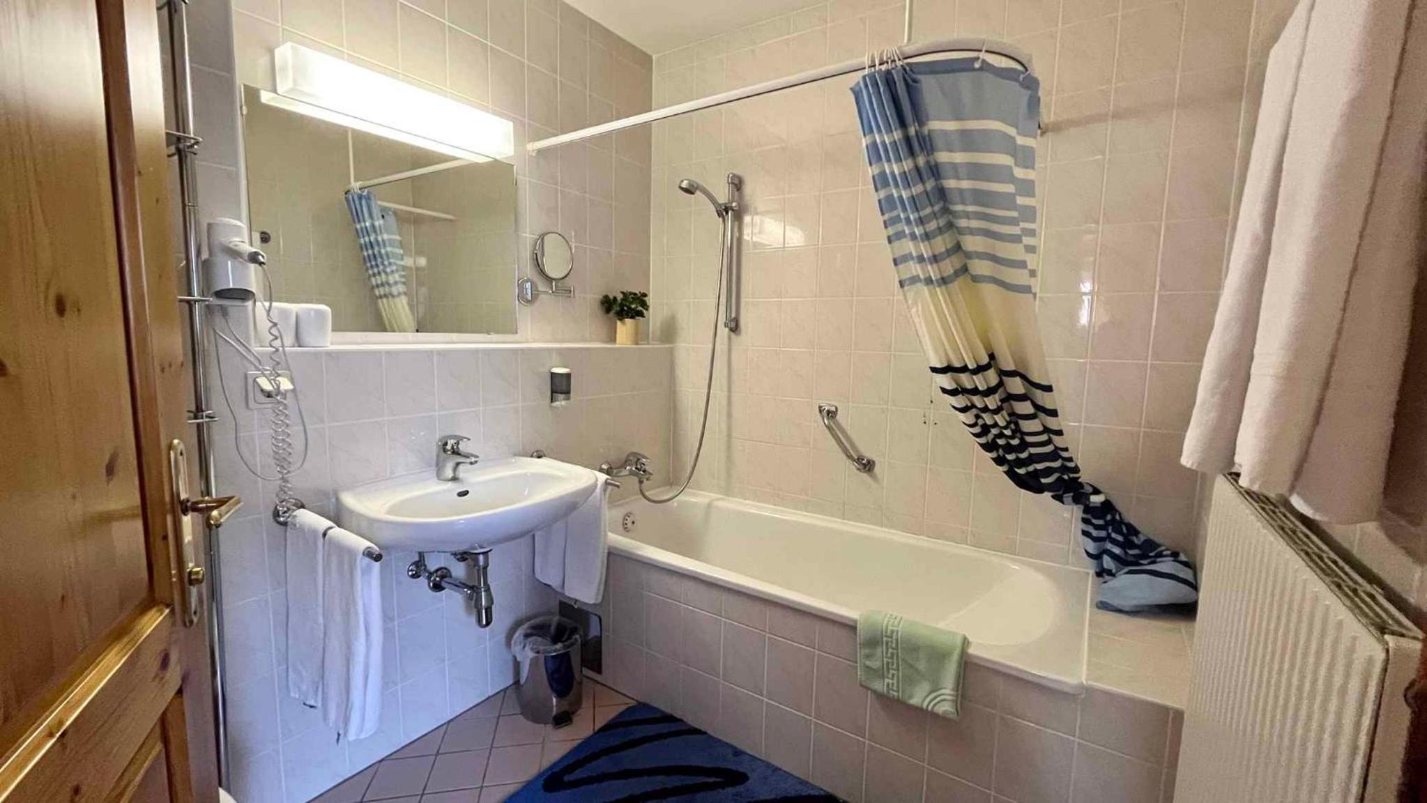 Apartment in Bad Waltersdorf - Steiermark 44009