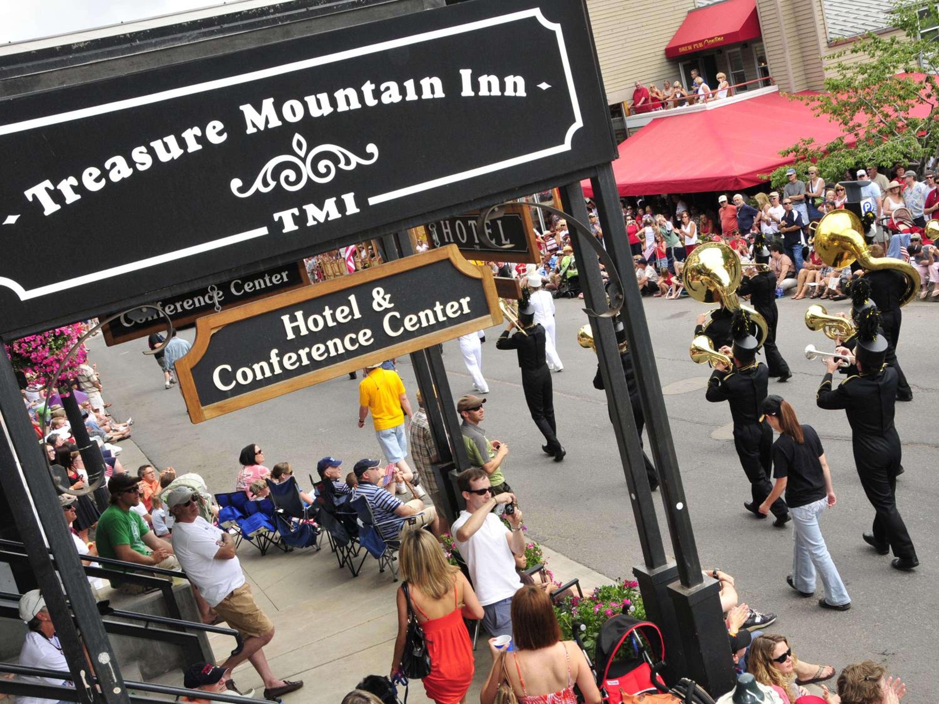 Treasure Mountain Inn view 2