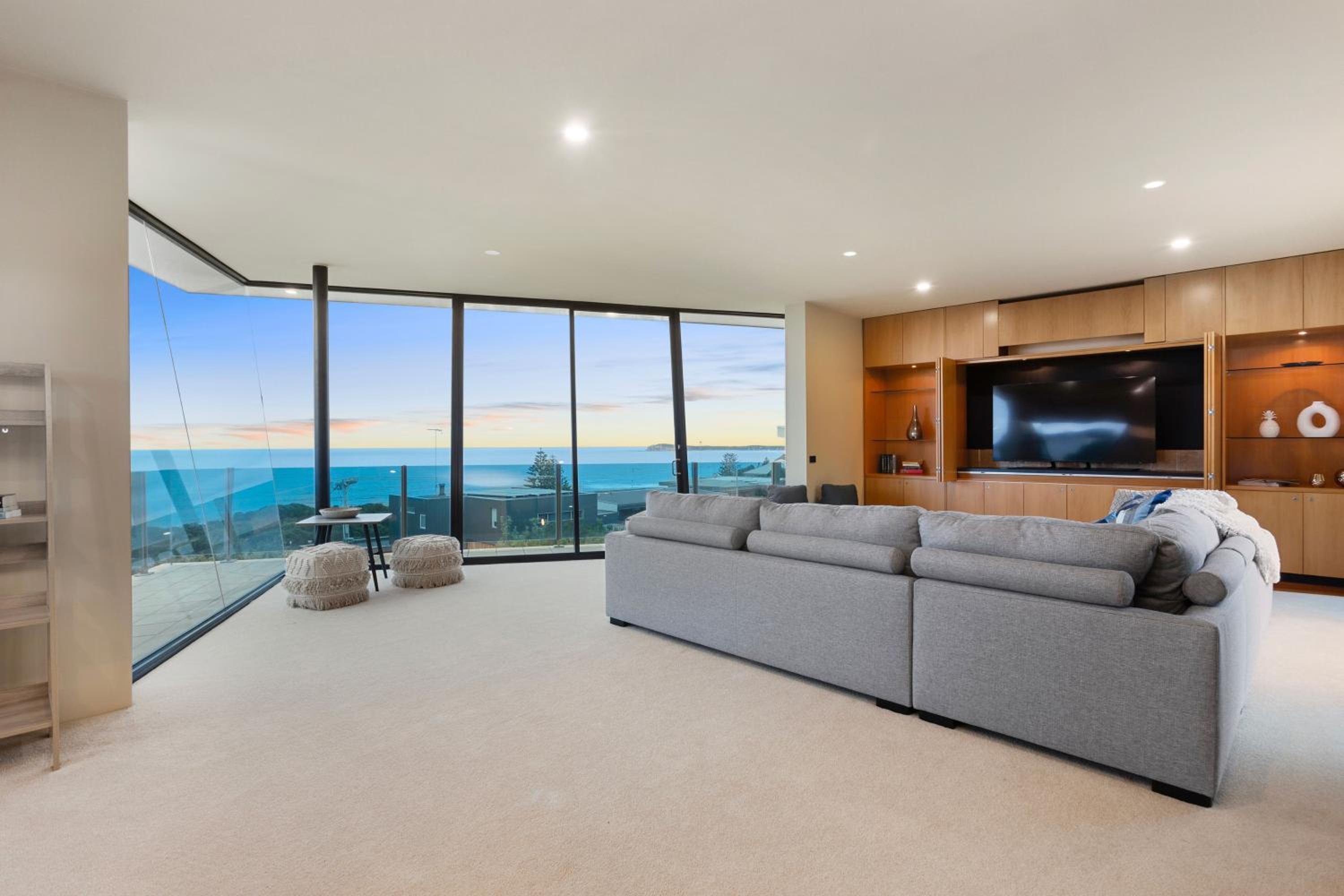 Orton Oceanview Luxury Retreat