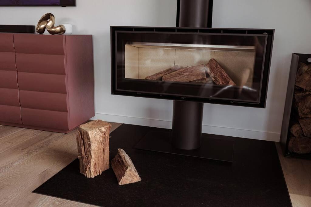 The Horned Cow - award winning luxe semi-rural house 10mins from Orange
