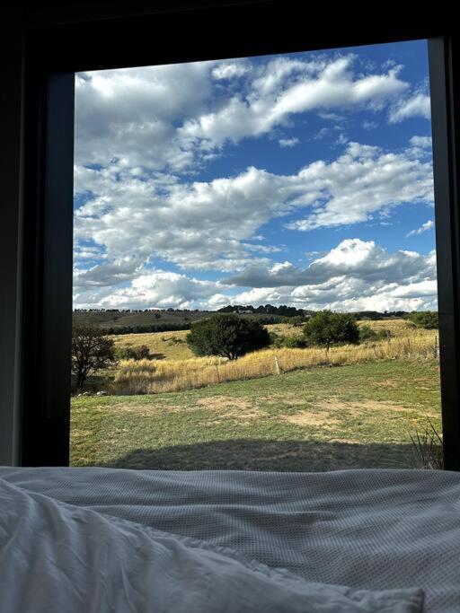 The Horned Cow - award winning luxe semi-rural house 10mins from Orange