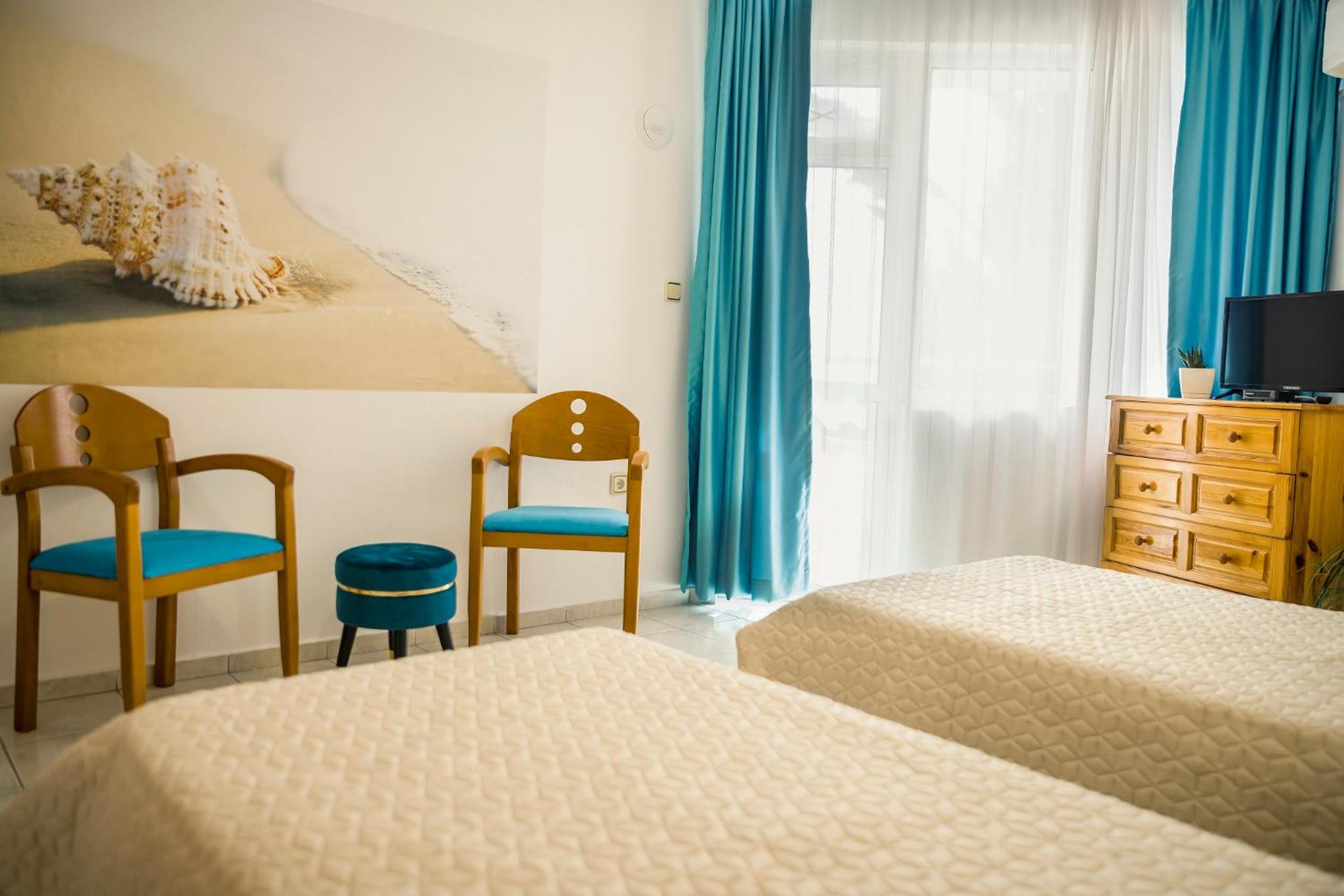 Panorama Chantall-izby,apartmány s výhľadom na more