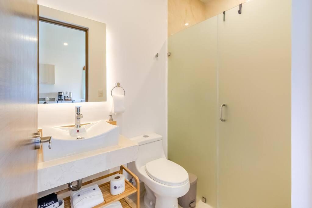 Luxury Condo, 2BR, Fast Internet, Condo Akul