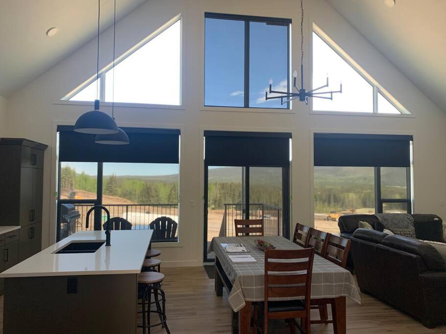 Brand New Collieries Guest House with Fireplace