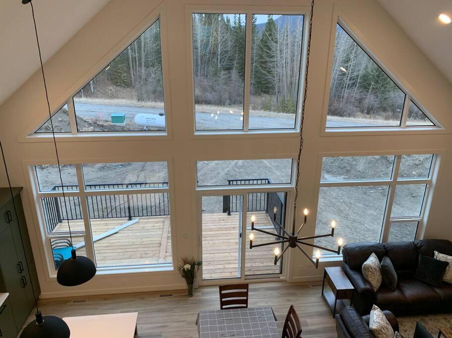 Brand New Collieries Guest House with Fireplace