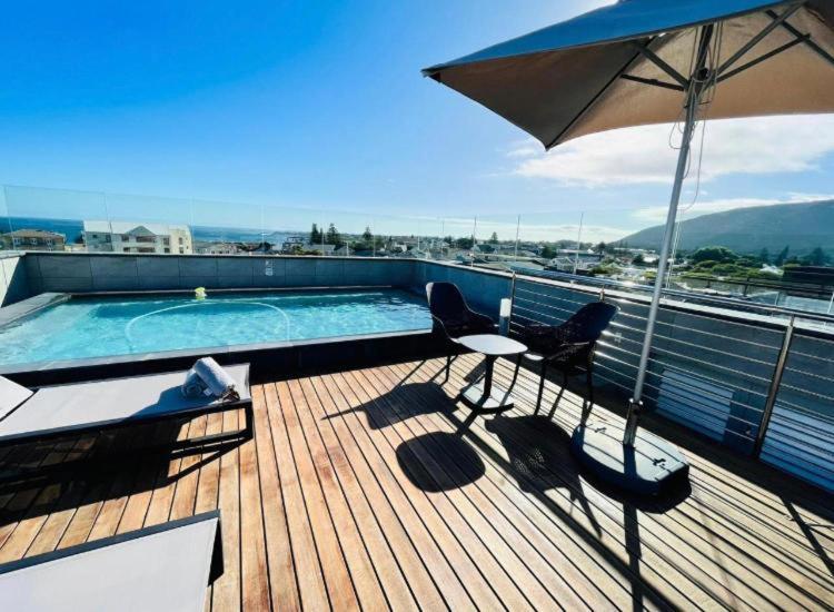 Central Mountain View Apartment, Hermanus Waterfront view 3