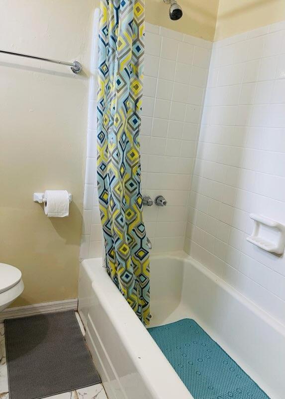 Tampa Vacations - Terrace Guest House - Property Image 4
